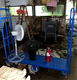 Blue Shipping cart