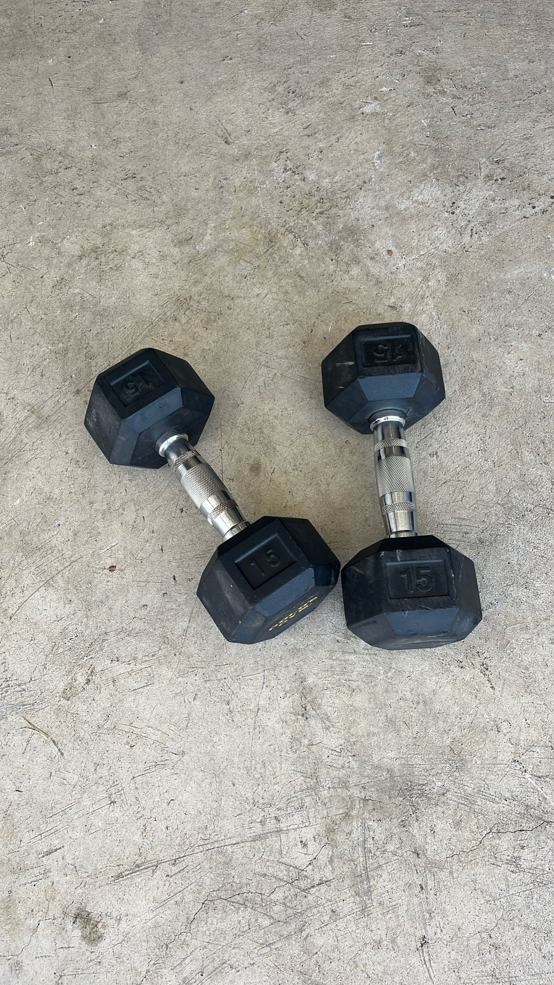 Pair of 15# Rubberized Hex Dumbbells