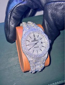 Moissanite ap watch