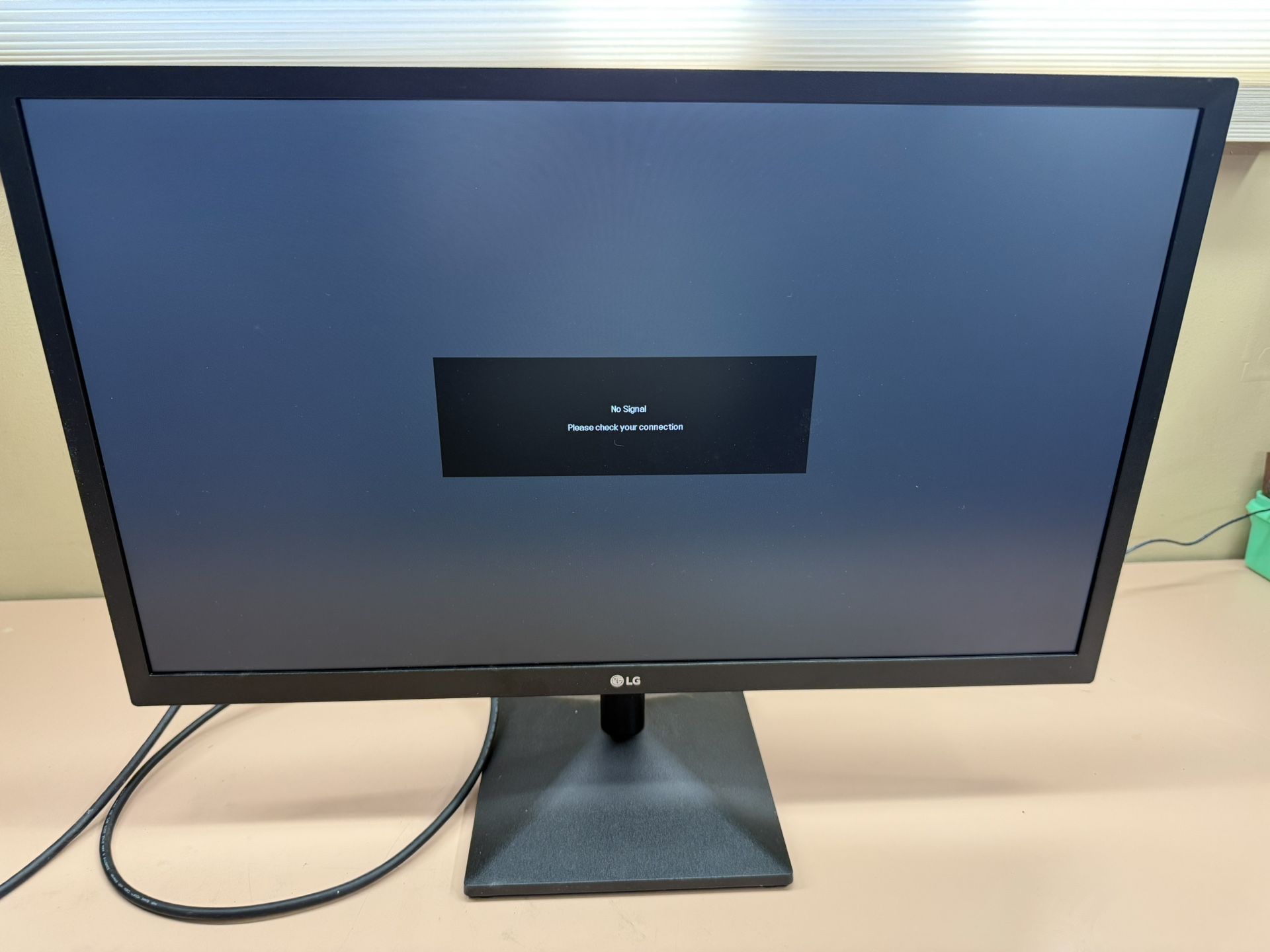 LG 24” Monitor Mfg 2023