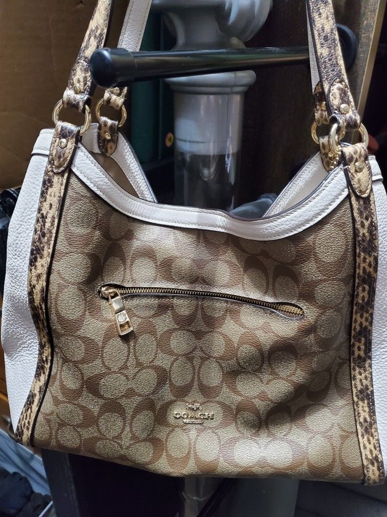 Authentic  Coach Purse And Wallet 