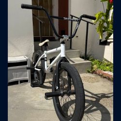 Bmx $500 Downtown LA