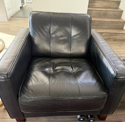leather chairs (2)