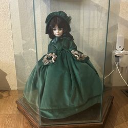 a vintage 1961 Madame Alexander "Scarlett O'Hara"