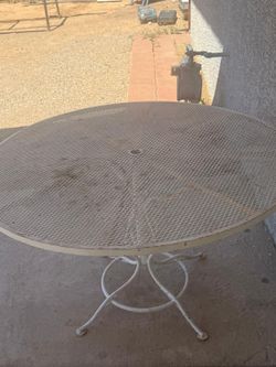 Round metal table