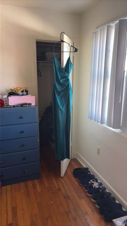Emerald Green Form Fitted Dress