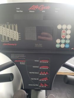 Life Cycle R9i Recumbent Exercise Bike for Sale in Westbury NY OfferUp