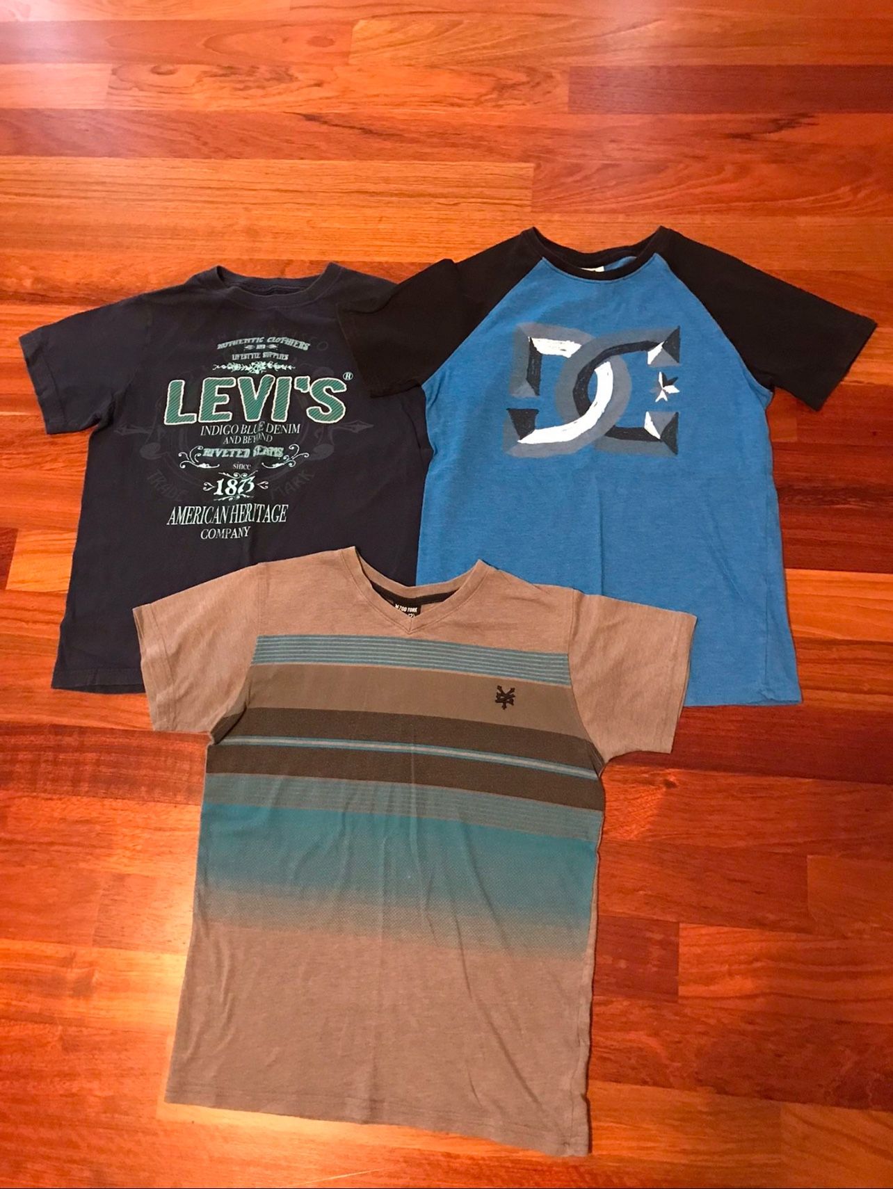 Boys T-shirts Size Medium $1
