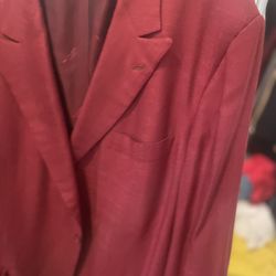 Is 100% silk kit on’s fort code excellent condition $900 value