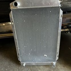 1979 to 1993 Ford Mustang lincoln comtinental thunder bird capri cougar fairmont Granada radiator Radiador 3 Row 3 Tiras