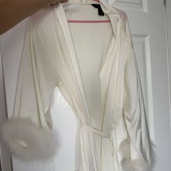 Silky Robe 