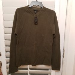 NEW Men's Top