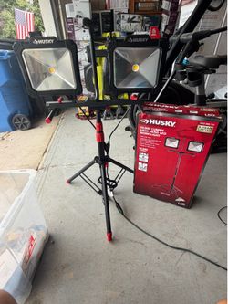 Husky 10,000-Lumen Twin-Head LED Work Light $80 NEW FIRM PRICE