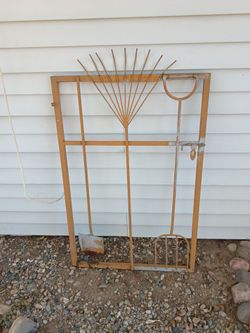 Metal gate