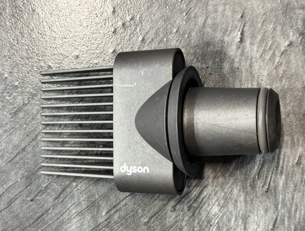 New Genuine Dyson Supersonic Hair Dryer Wide Tooth Comb Attachment, Iron