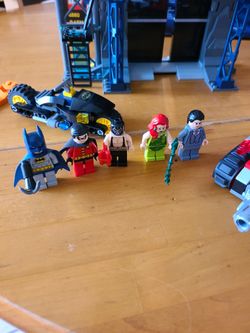 LEGO Super Heroes The Batcave 6860 