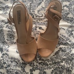 Steve Madden Thick Heel Strap On Shoes In Tan, Size 9