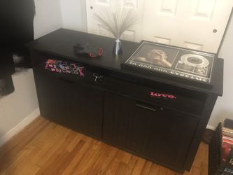 Entertainment/ TV Console /Storage