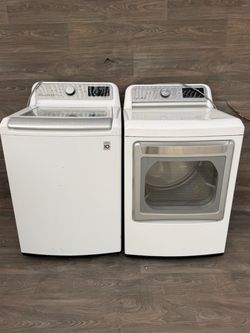 LG washer and dryer gas laundry set