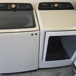SAMSUNG WASHER AND DRYER SET 