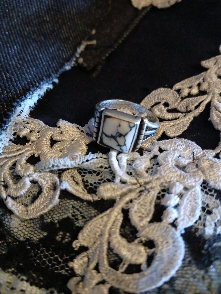 Silver White Buffalo Stone Ring