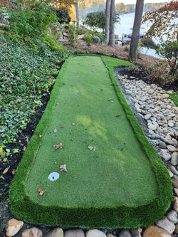 Putting Greengreen Grass Installation