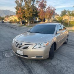 Toyota Camry LE
