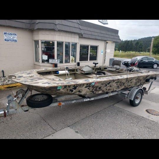 15ft Duck Hunting Or Fishing Boat.
