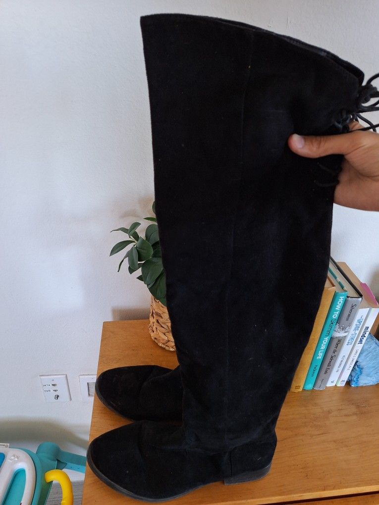 Womans Thigh High Boots OBO