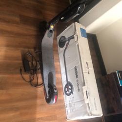 Ninebot KickScooter 