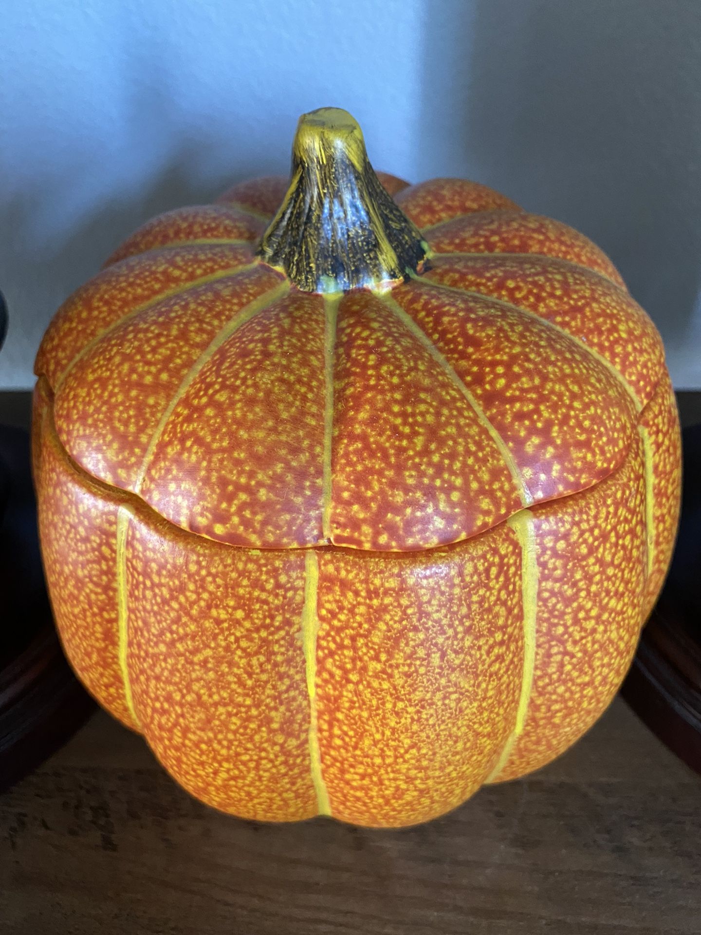 Handmade & Painted Ceramic Pumpkin Bowl with Lid 
