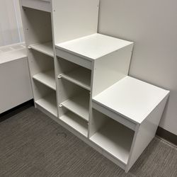 Step Shelve 