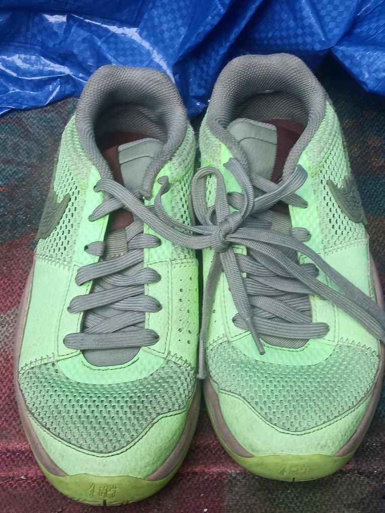 Used Kid's 4.5Y (Big Kids / Youth) Nike Ja 1 Shoes