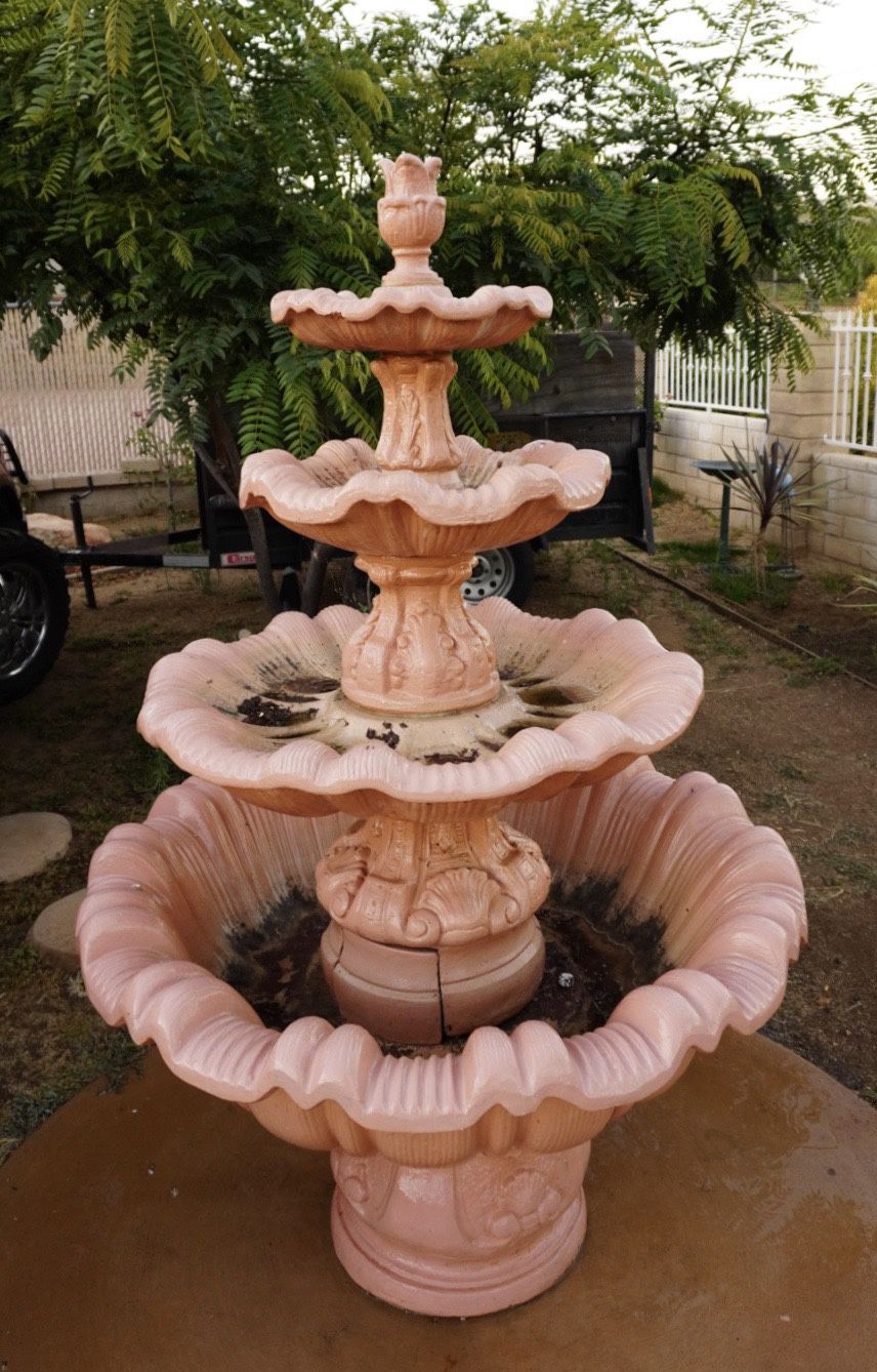 Landscape/Garden Water Fountain - 7ft