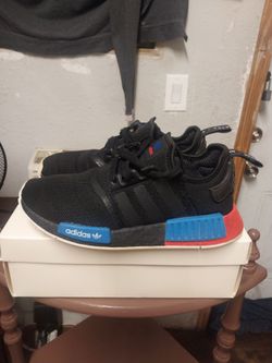 Used   ADIDAS  Original  NMD R1
