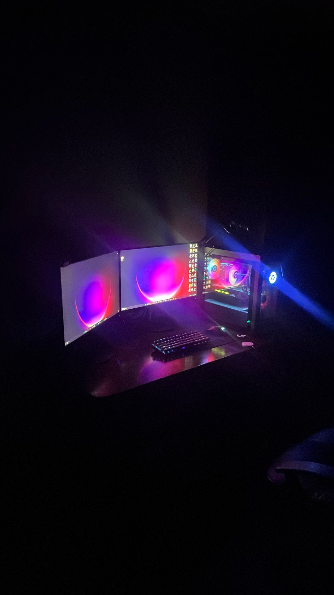 LEGION TOWER 5 GAMING DESKTOP