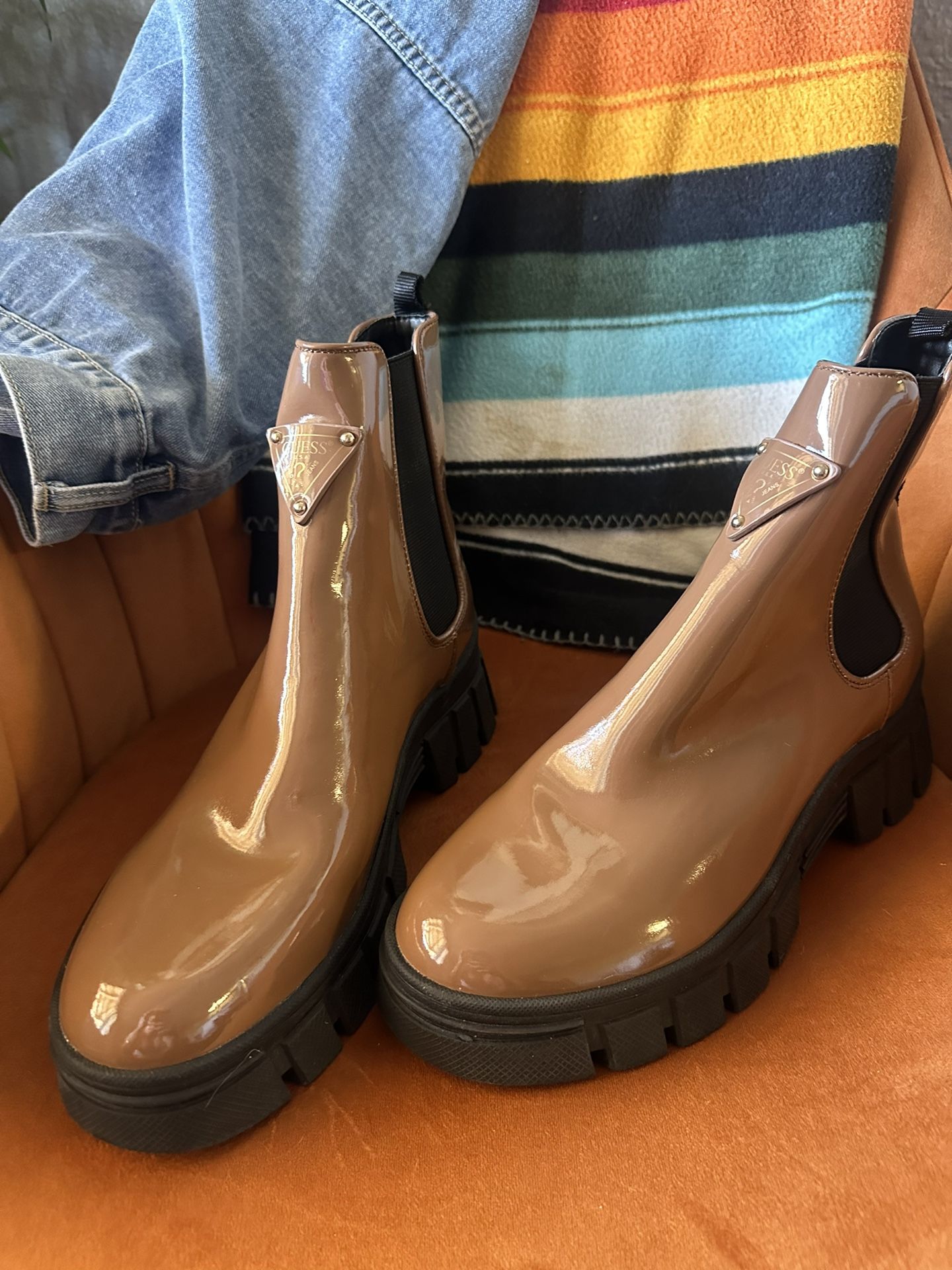 Guess Men’s Shoes Size 10