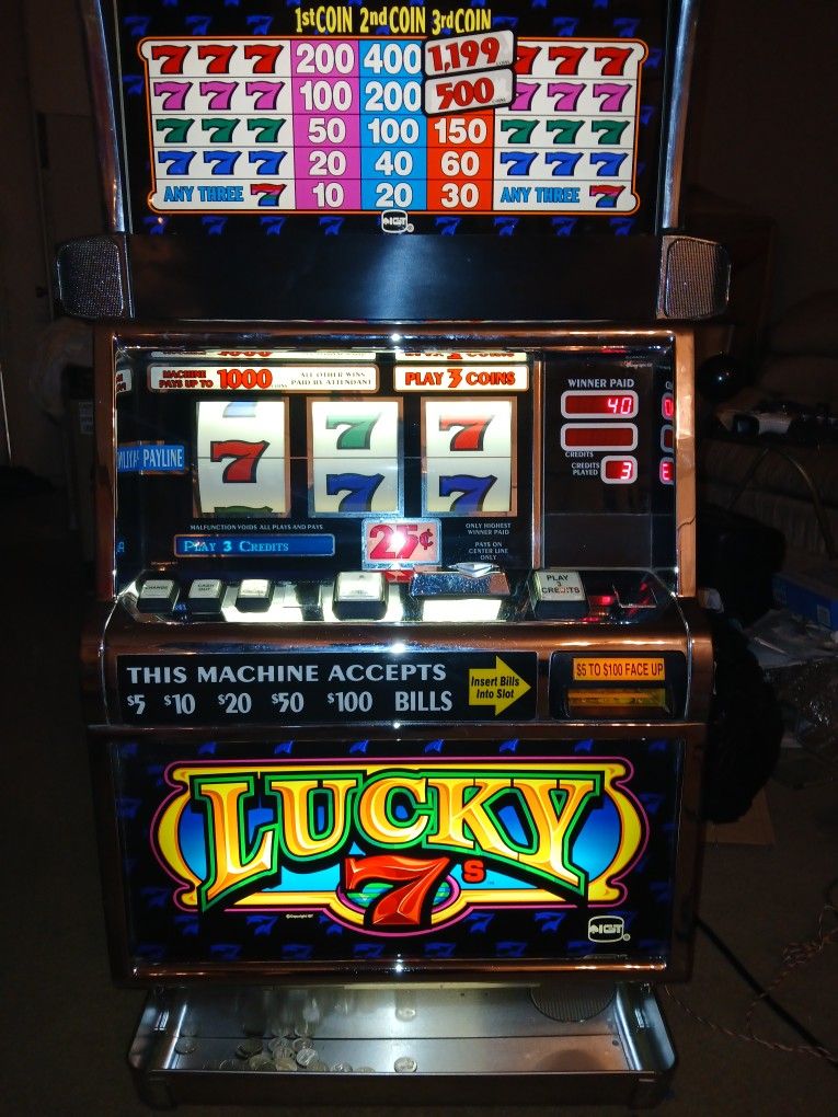 IGT LUCKY 7's SLOT
