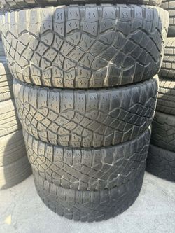 4 used tires 325/65r18 Goodyear 🛞free installation ‼️