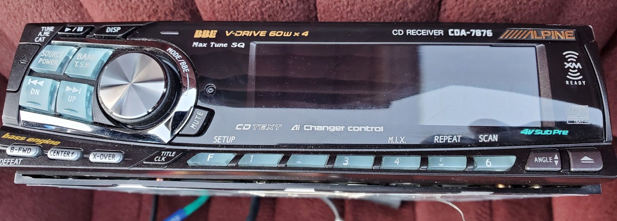 Alpine CDA-7876 CD Headunit