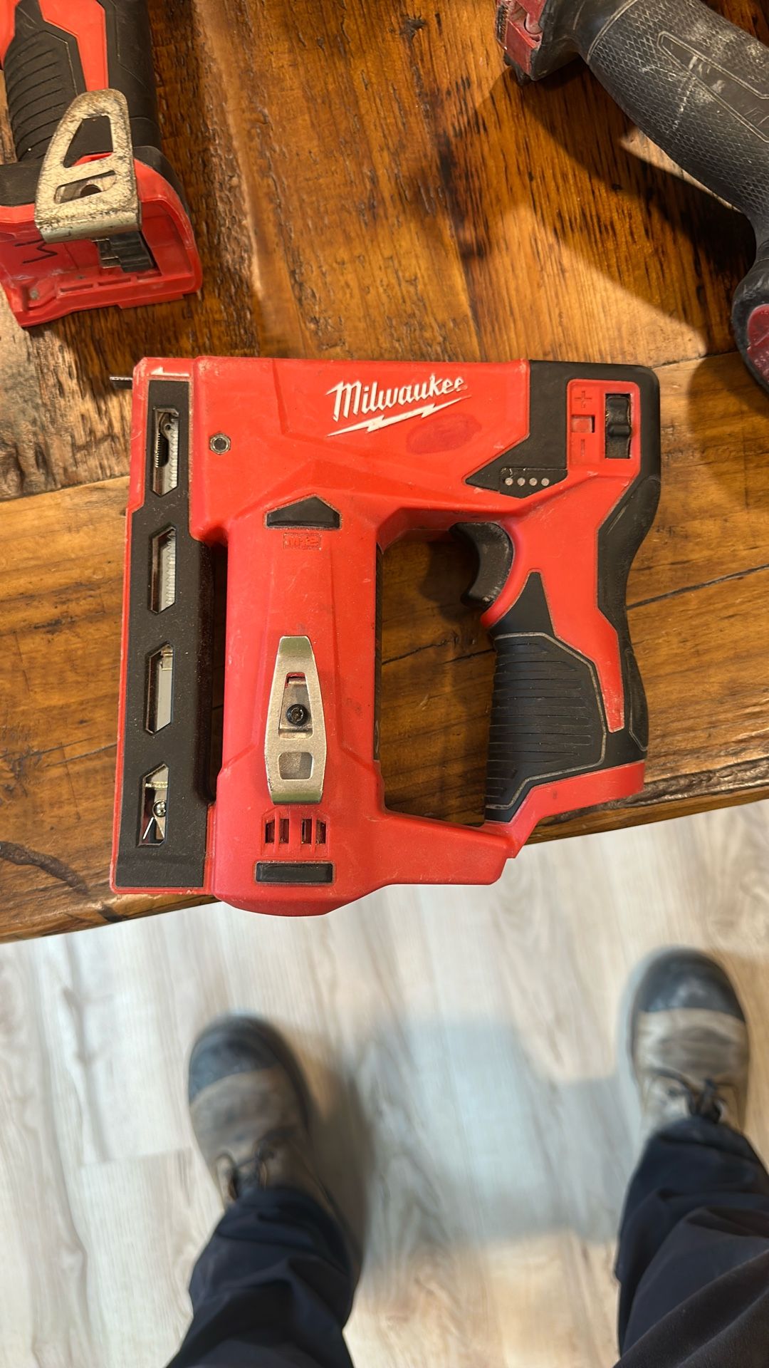 Milwaukee M12 Staple Gun