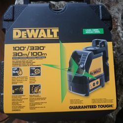DEWALT DW088CG Green Self-Leveling Cross Line Laser Level. Brand new in box