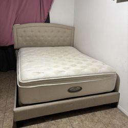 Queen Bed