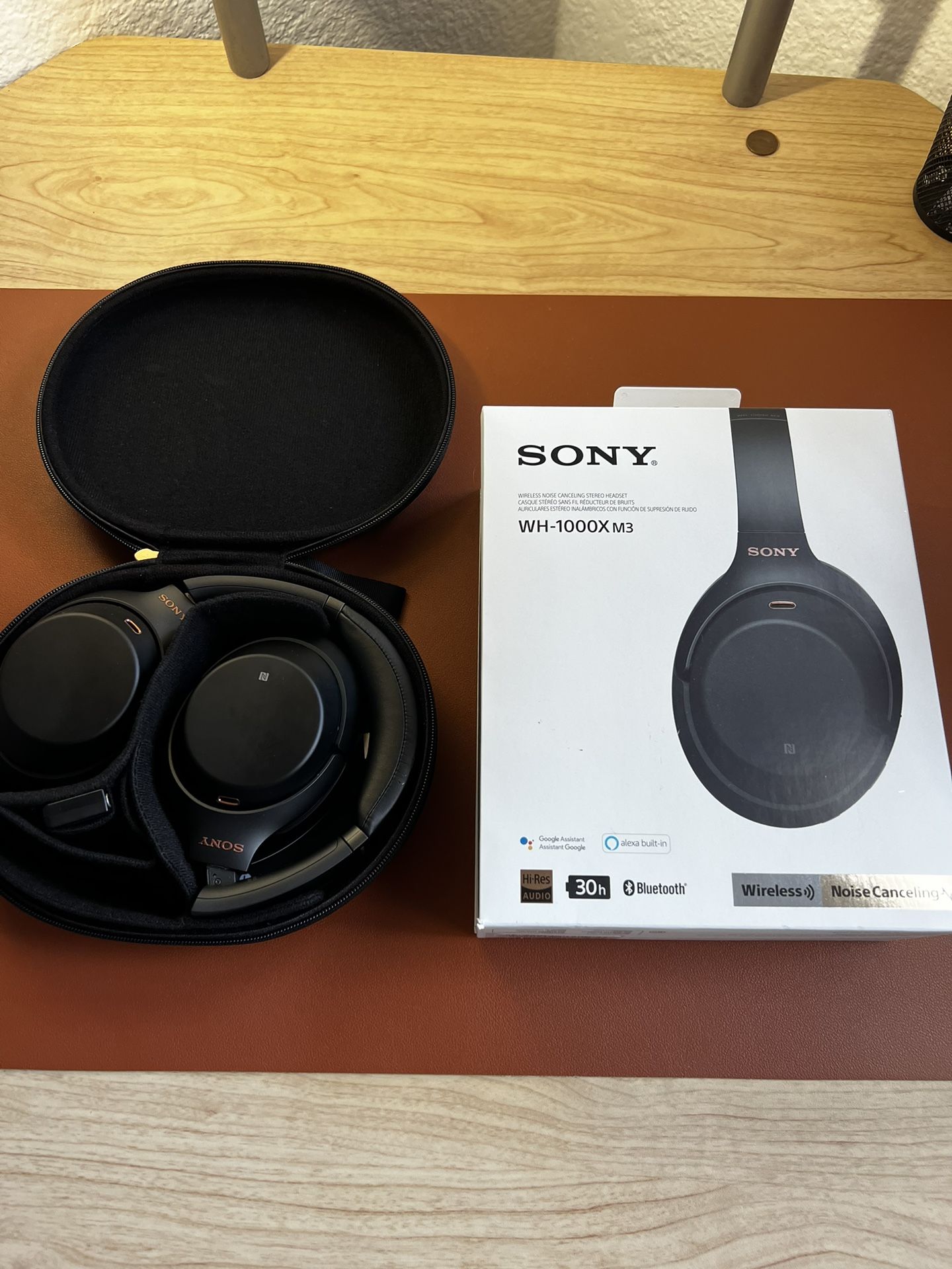 Sony wh-1000xm3 Headphones
