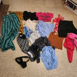 Bag Of Womens Bathing Suits Size Medium 5 Each