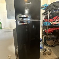 Refrigerator With Freezer (2 Door)