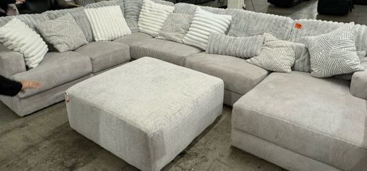 Sectional couch