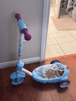 Disney Frozen Kids 3-Wheel Scooter