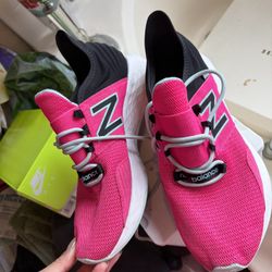 New Balance Women Pink Shoes Size 9.5