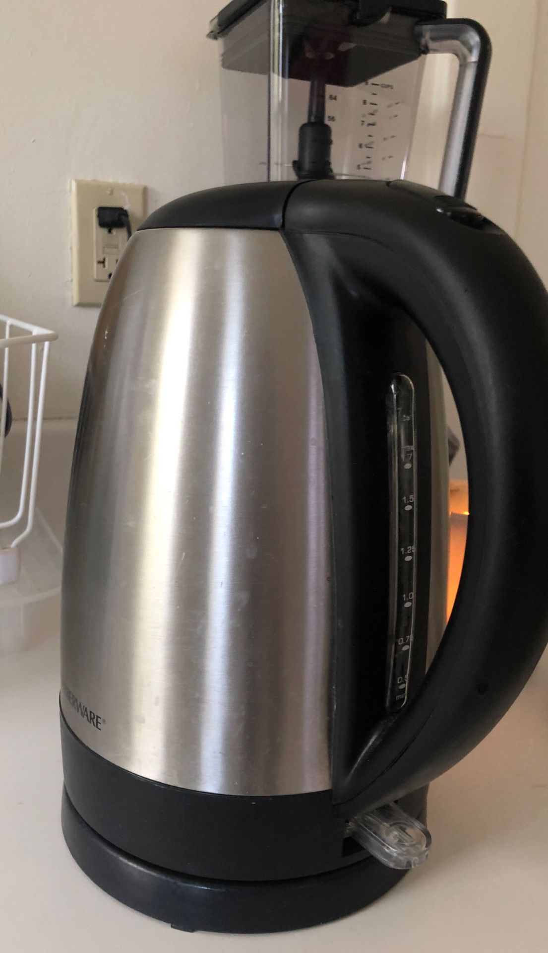 Farberware Electric Kettle for Sale in Jersey City, NJ - OfferUp